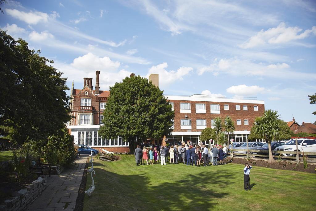 The Orwell Hotel Felixstowe Exterior photo